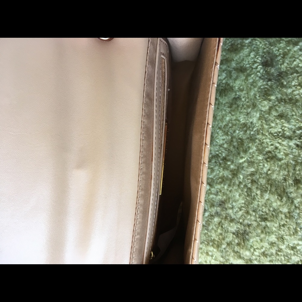 Handbag - Picture 5 of 5